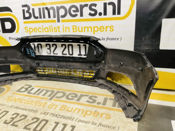 BUMPER Ford Mondeo VOORBUMPER 1-D6-6165z