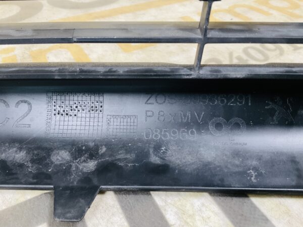 Bumper Peugeot 3008 2020-2023 99936291 Voorbumperlip  2-L9-12316