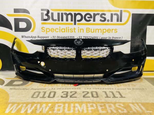 BUMPER BMW 3 Serie F30 F31 Normaal kls 6xpdc VOORBUMPER 2-K3-11558z