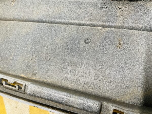 BUMPER Seat Arona Facelift 2020-2024  VOORBUMPER 2-C10-12367z