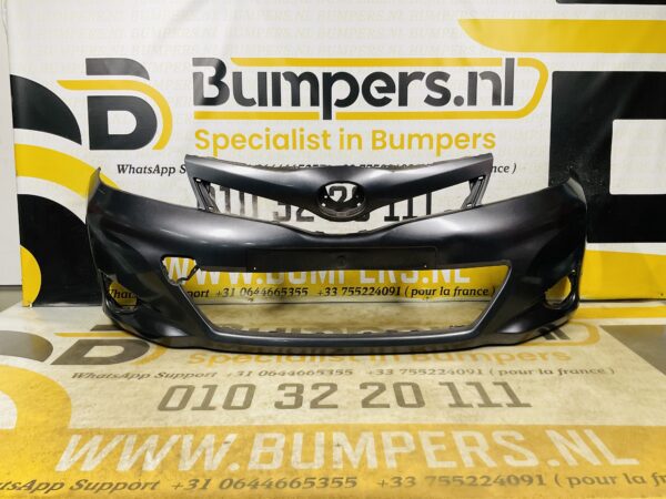 BUMPER Toyota Yaris 3 2011-2014  VOORBUMPER 2-D2-12375z