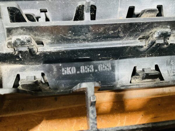 Grill Rooster Volkswagen Gplf 6 2008-2012 5K0853653 Voorbumper Grill 2-P5-12384