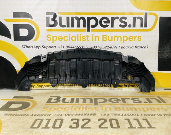 Onderplaat Mercedes A Klasse W176 AMG 2012-2019 A1768850736 Bumperlip 2-L4E-12391