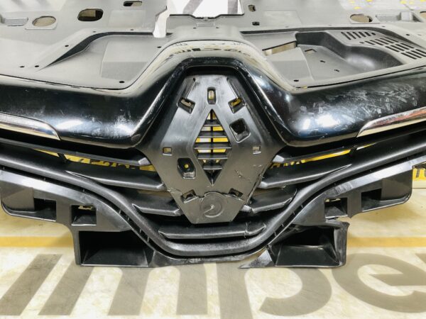 Grill Rooster Renault Clio 4 622562901R Voorbumper Grill 2-M4-12397