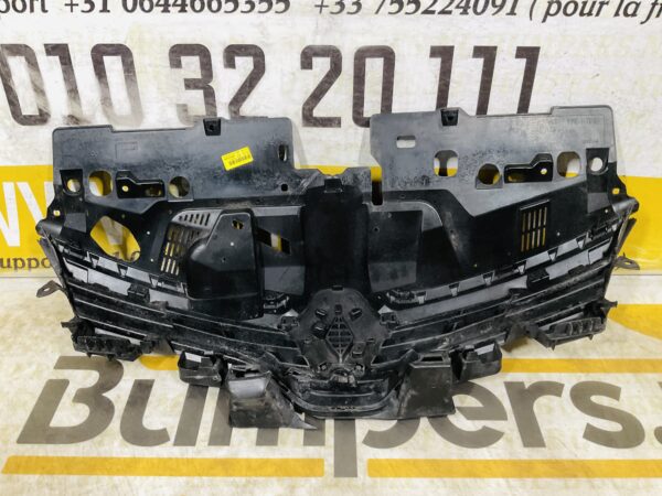 Grill Rooster Renault Clio 4 622562901R Voorbumper Grill 2-M4-12397