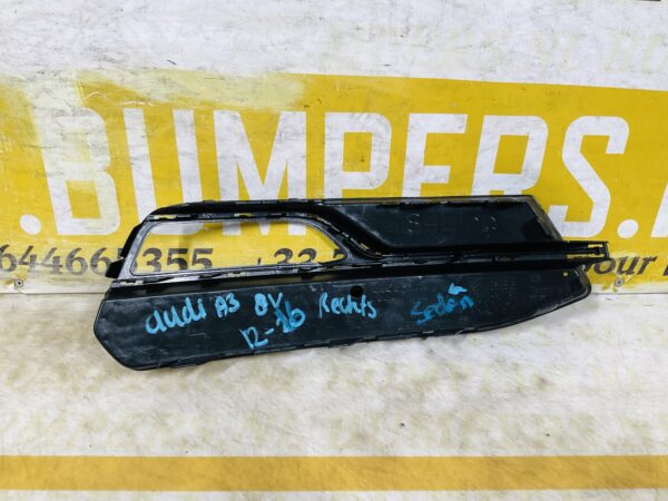 Grill Rooster Audi A3 8V Sedan Rechts 8V3807631 Voorbumper Rooster 2-P6-12405
