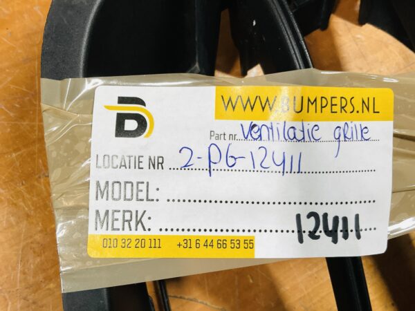 Grill Rooster Mercedes AMG GTR C190 A1908853300 Bumper Rooster 2-P6-12411