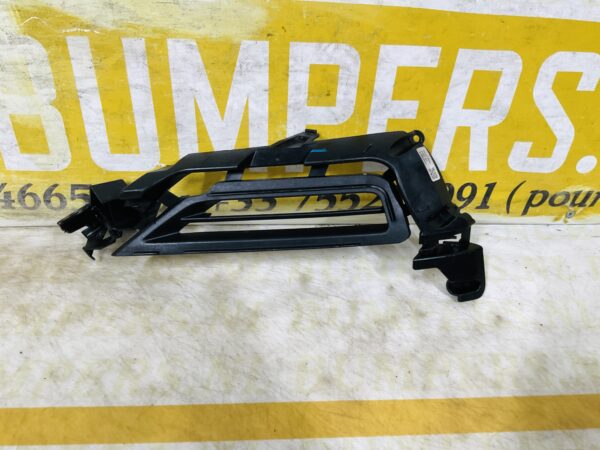 Rooster Volvo XC90 XC-90 31663507 Rechts  Bumper Rooster 2-P6-12423