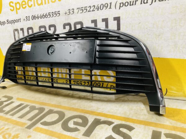 Grill Rooster Toyota Yaris 3 Facelift 2017-2021 53102-0D040/50  Bumper Rooster 2-M4-12430
