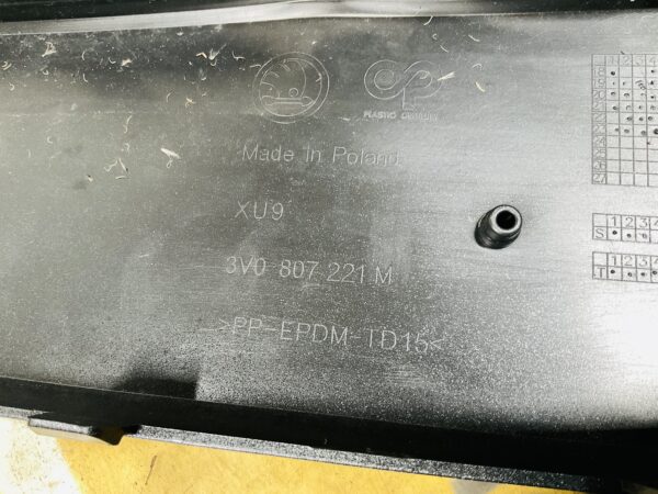 Bumper Skoda Superb 4xpdc 2019-2023 3V0807221 Voorbumper 2-H4-12458z