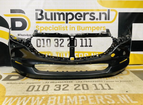BUMPER Mazda CX30 CX-30 4xpdc DGH950031 VOORBUMPER 2-B10-12468z
