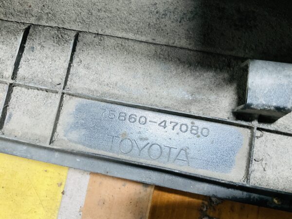 Zijskirts Toyota Prius 7586047080  Dorpel 2-L9-12487