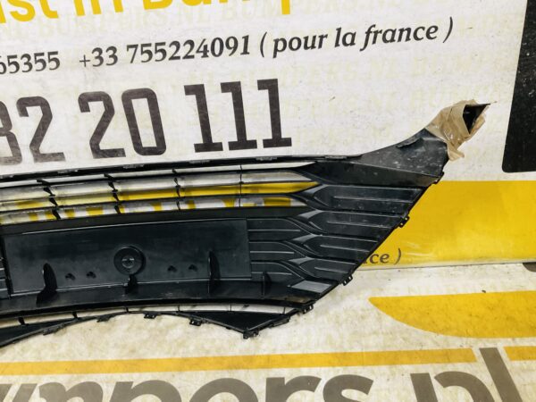 Grill Toyota Yaris 3 Facelift 531020D13D Voorbumper grille 2-R5-12485