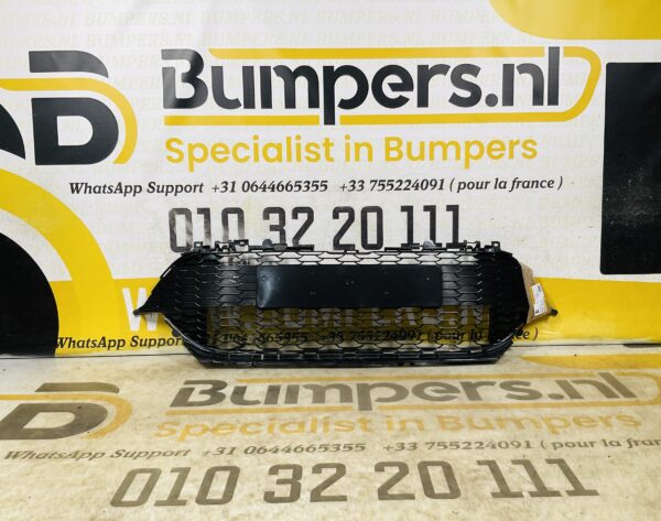 Grill Toyota Corolla E210 E21 A371-6766 Voorbumper grille 2-R5-12491