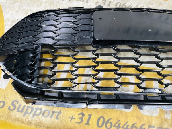 Grill Toyota Corolla E210 E21 A371-6766 Voorbumper grille 2-R5-12491