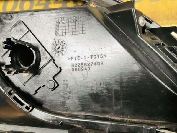 Rooster Renault Espace 622562749R Bumper Rooster 2-R5-12502