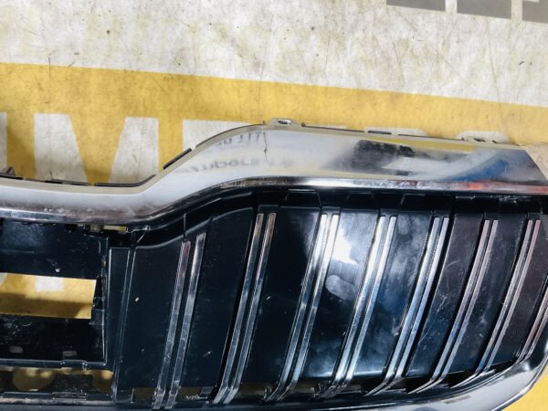 Grill Skoda Superb 3v0853639 Bumper Grill 2-R5-12495