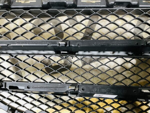 Grill Mercedes C Klasse W205  A2058800783 2014-2017 Bumper Grille 2-R5-12510
