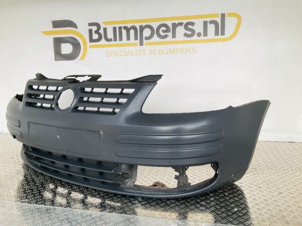 BUMPER Volkswagen Caddy 2K0807231 VOORBUMPER 1-C10-12512z
