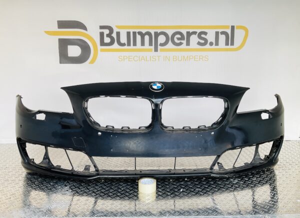 BUMPER BMW 5 Serie F10 F11 kls 4xpdc 2013-2017  VOORBUMPER 2-K8-12514z