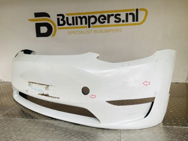 BUMPER Tesla Model Y 2020-2024 1540100-06-C VOORBUMPER 2-C9-12550z