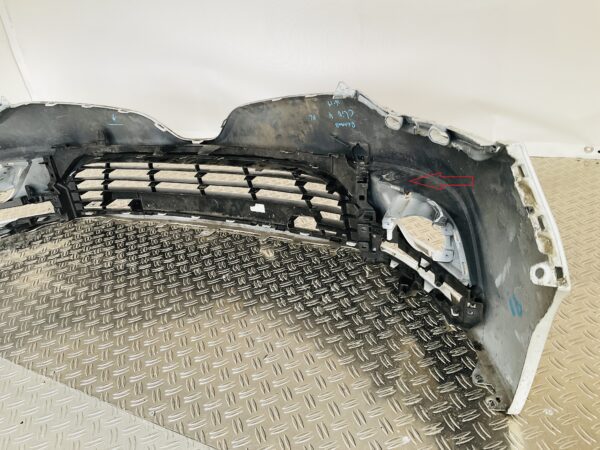 BUMPER Renault Clio 4 Facelift 2016-2019 620221630R VOORBUMPER 2-F7-12556z