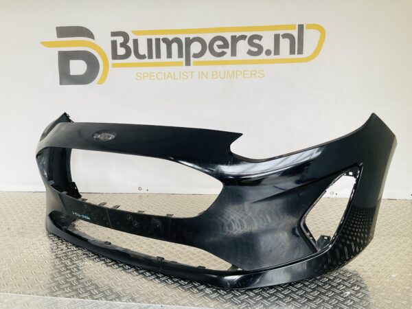 BUMPER Ford Fiesta MK8 2017-2021 VOORBUMPER 1-D2-12560z