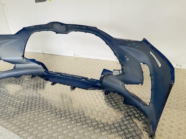 BUMPER Toyota Yaris 2019-2023 52119-0DA00 VOORBUMPER 2-D3-12561z