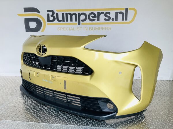 BUMPER Toyota Yaris Cross 4xpdc 2020-2025 52119-0DC20 VOORBUMPER 2-D5-12562z