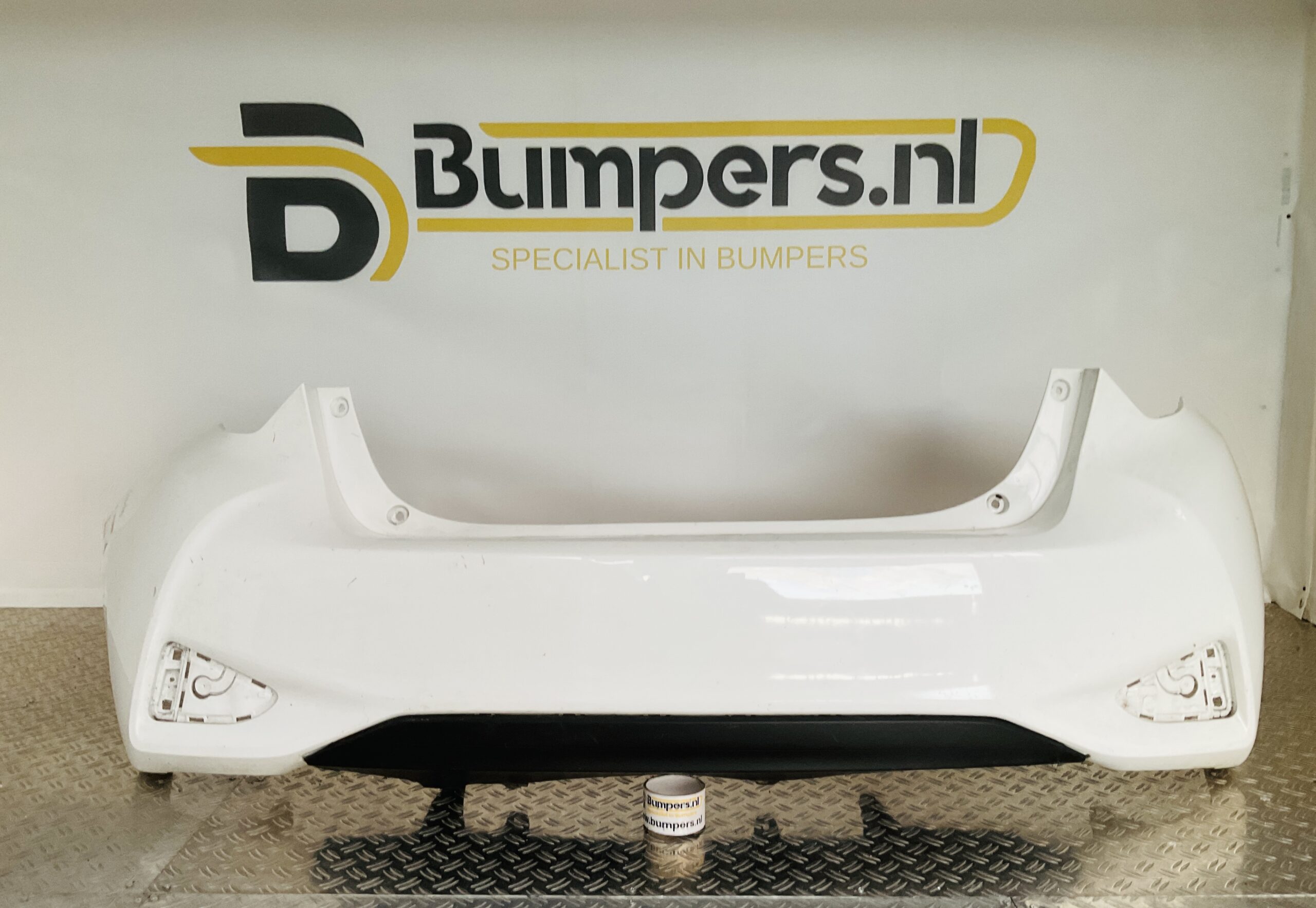 Bumper Toyota Yaris MK3 Facelift 2017-2020 52159-0D480 Achterbumper 1-F10-12679