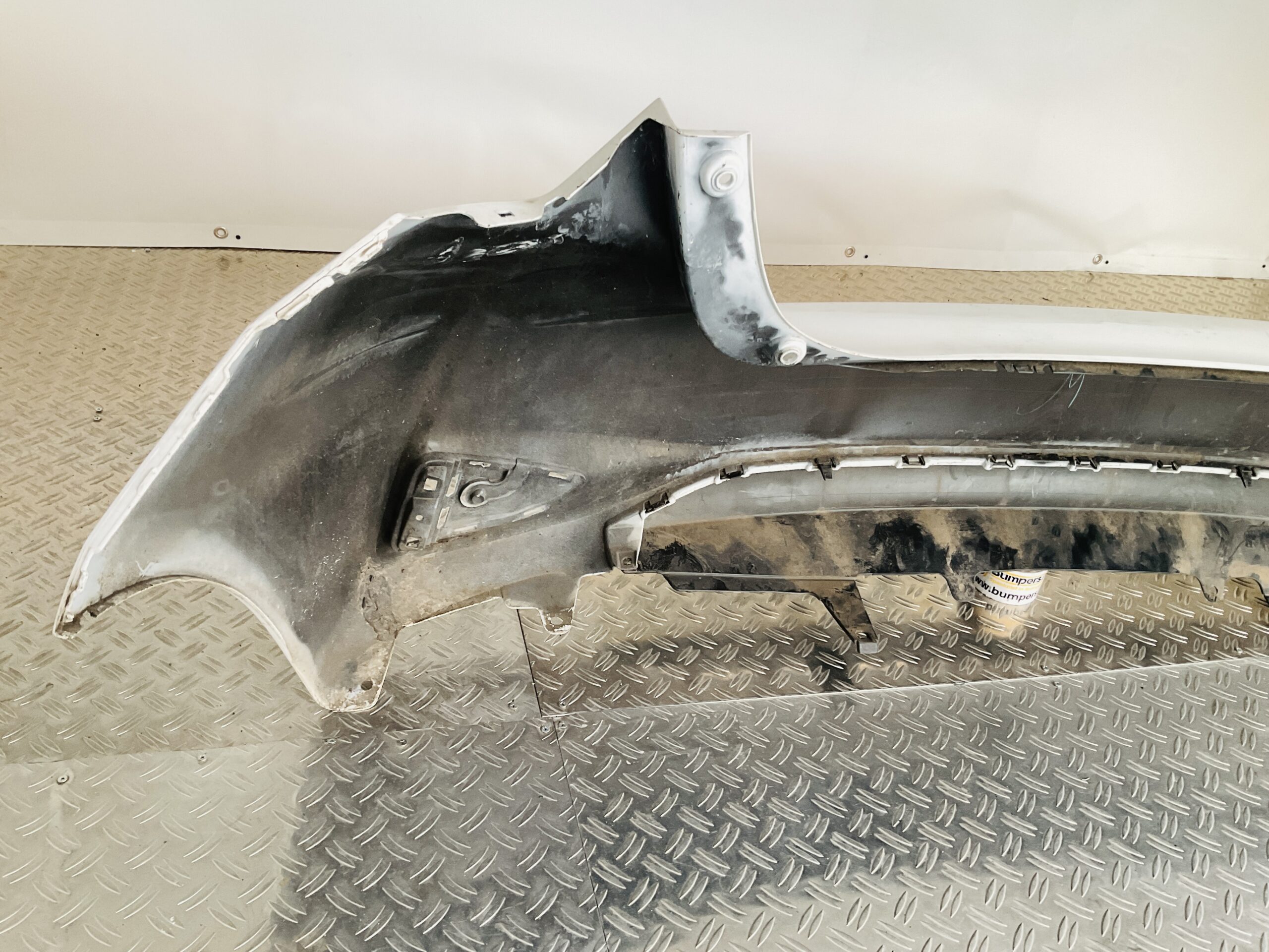 Bumper Toyota Yaris MK3 Facelift 2017-2020 52159-0D480 Achterbumper 1-F10-12679