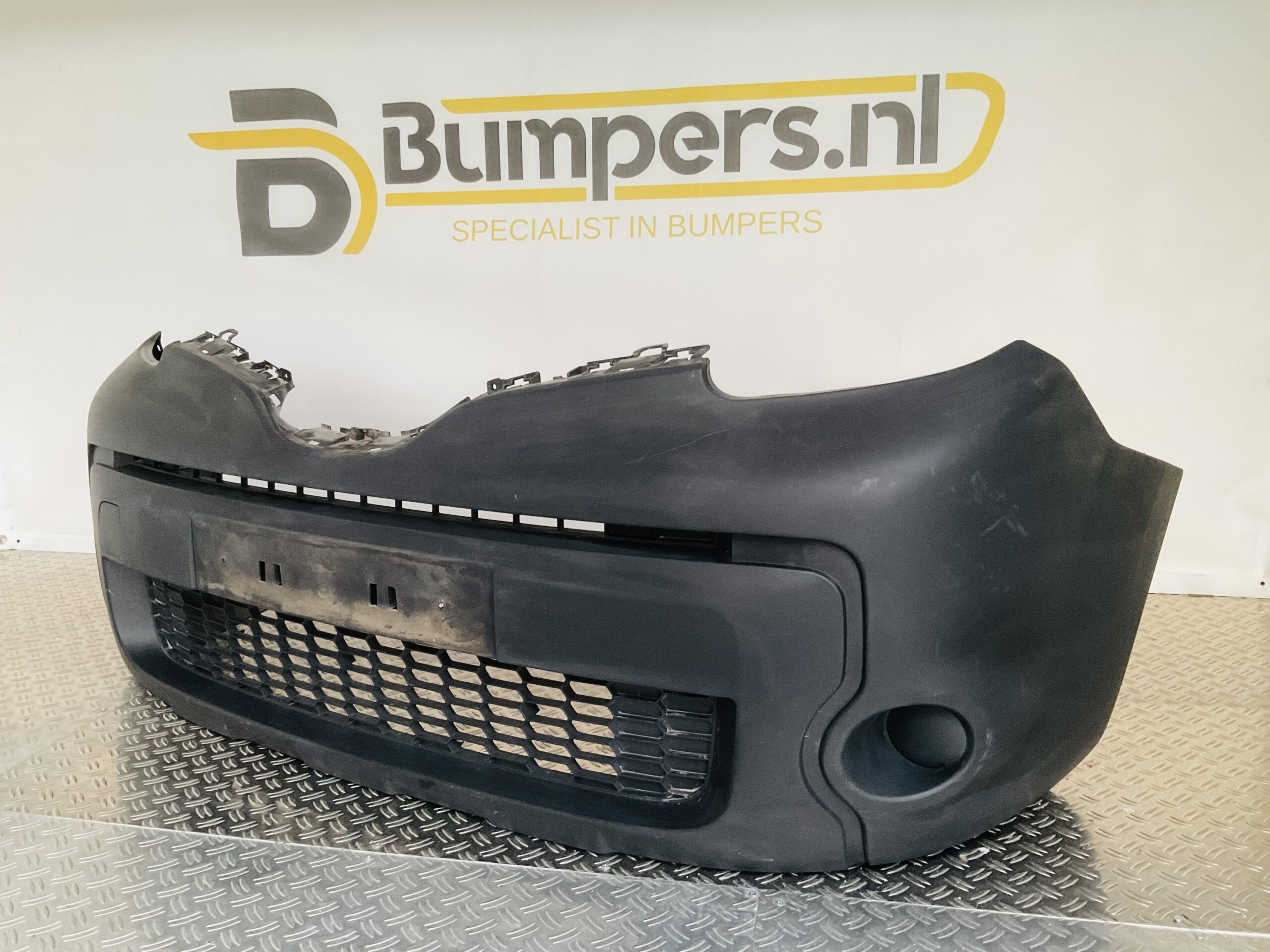 BUMPER Renault Kangoo 3 620229800R VOORBUMPER 2-F9-12676z