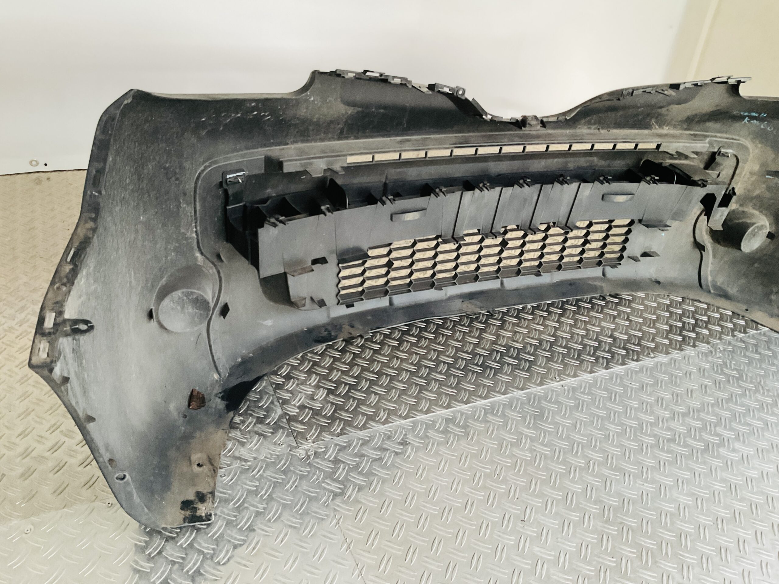 BUMPER Renault Kangoo 3 620229800R VOORBUMPER 2-F9-12676z