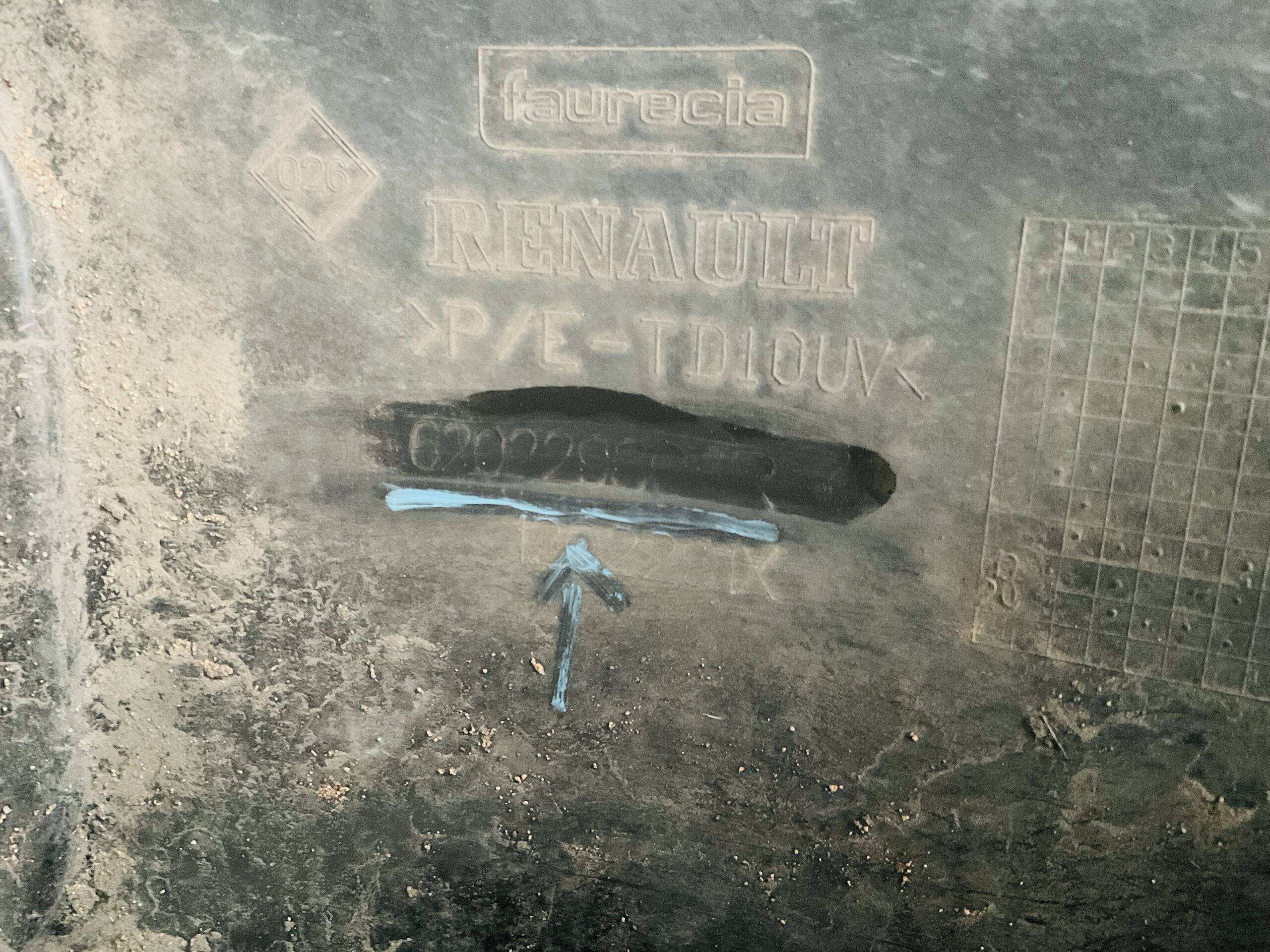 BUMPER Renault Kangoo 3 620229800R VOORBUMPER 2-F9-12676z