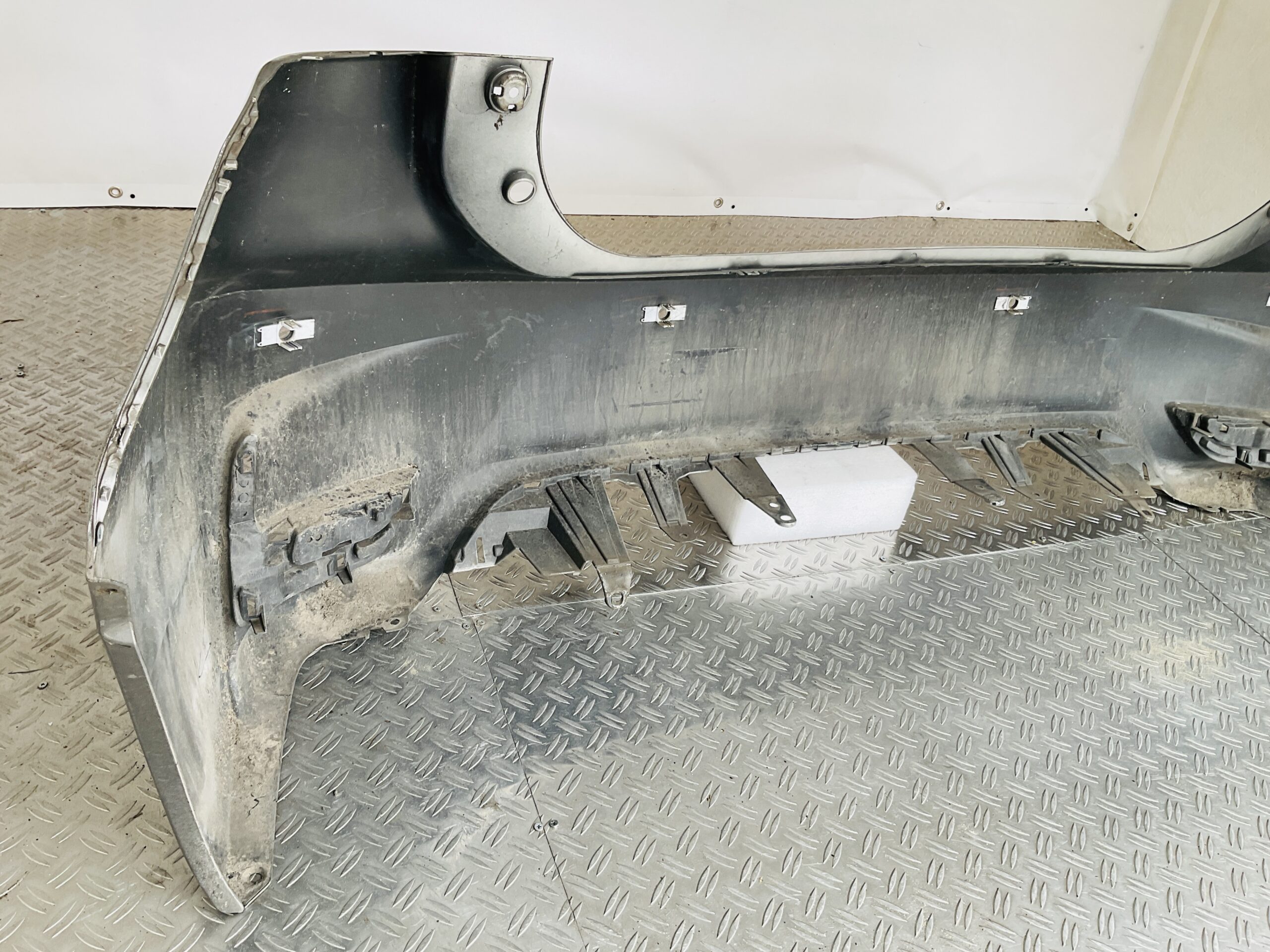 Bumper Lexux CT200H 2014-2017 4xpdc 52159-76070 Achterbumper 1-E10-13159