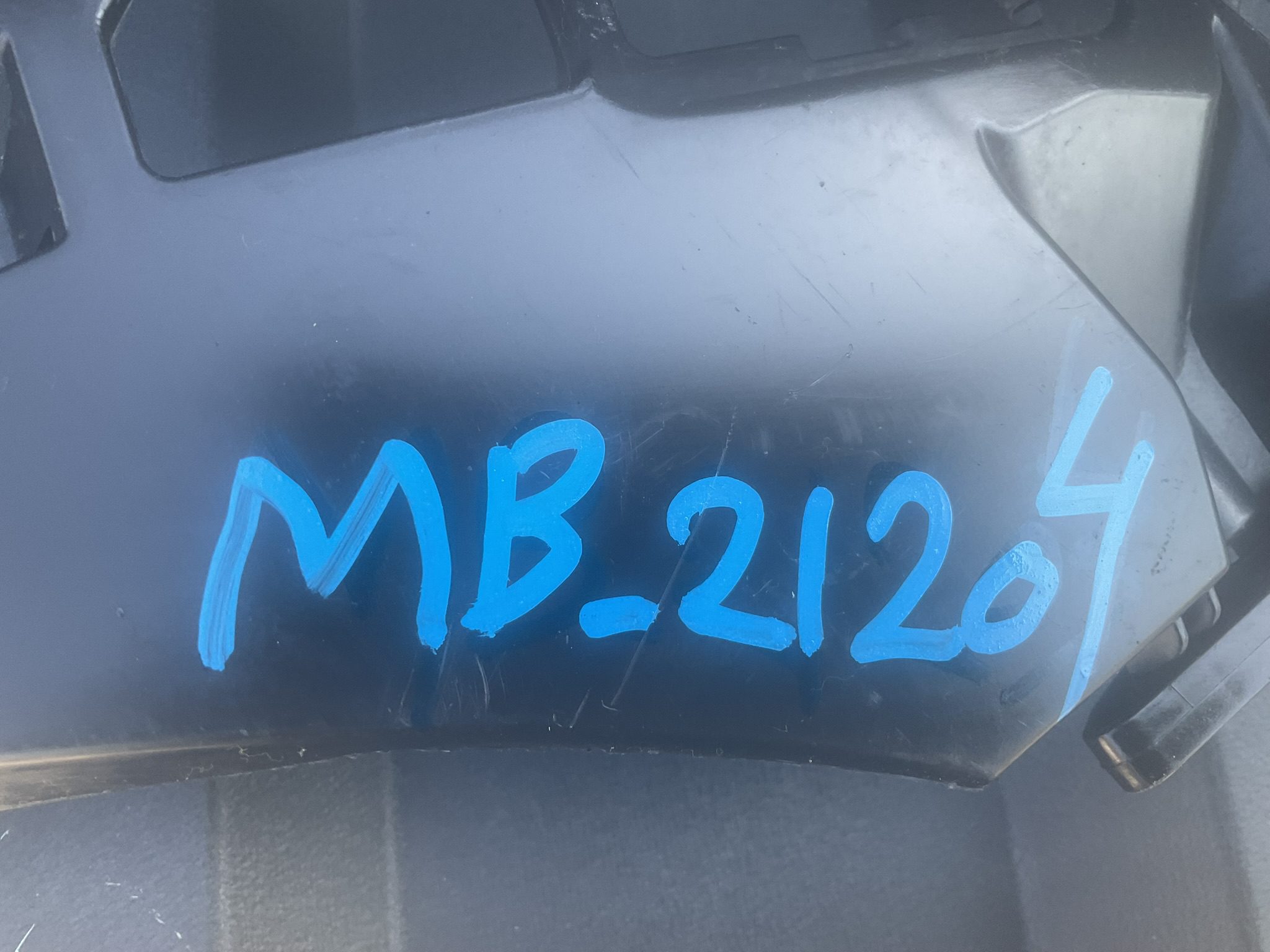 Bumper Houder Mercedes GLC X254 AMG rechts A2548850601 Grill MB-21204