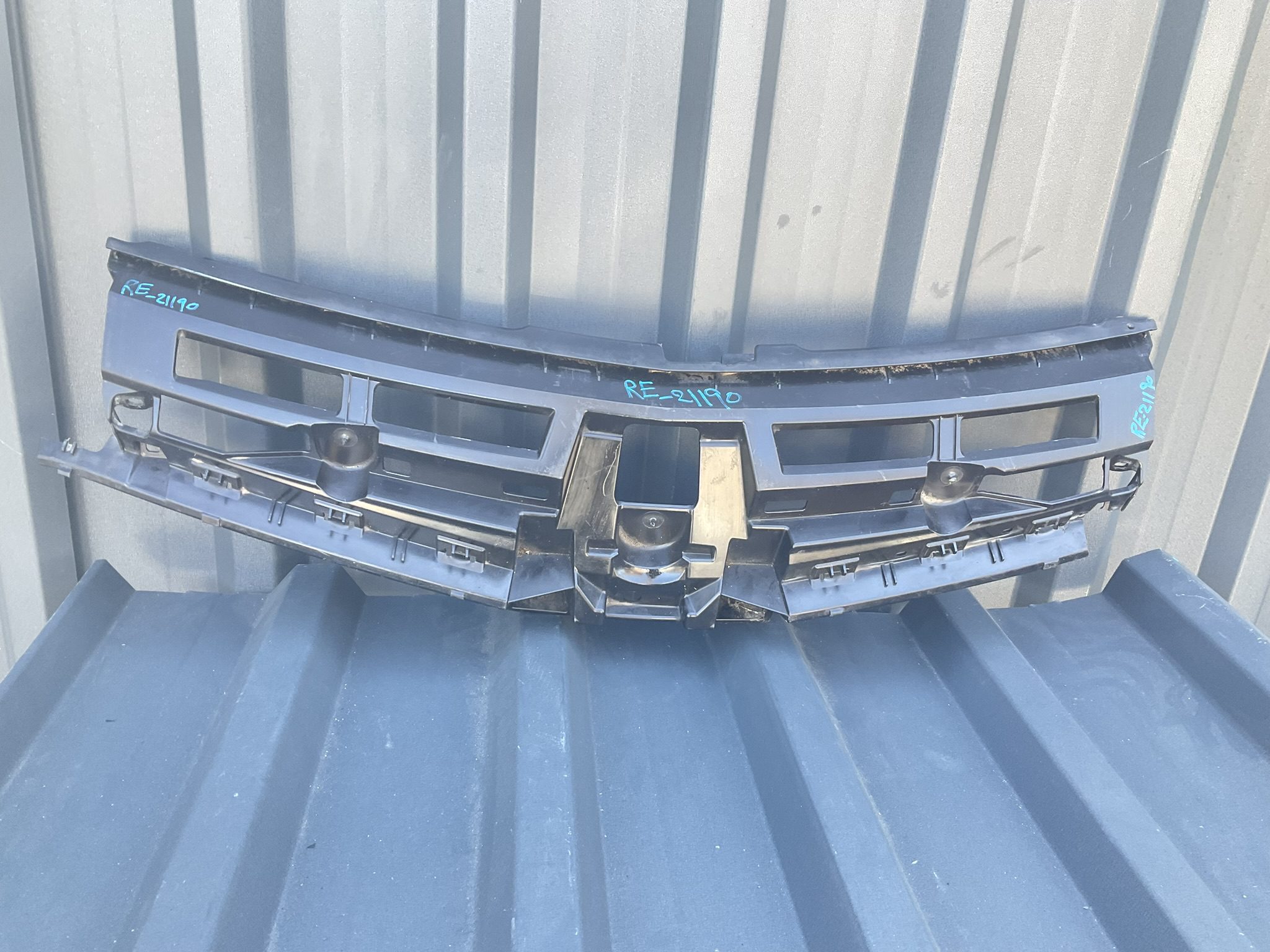 Bumper Houder Renault Twingo 620360408R Grill Bumper grill Re-21190