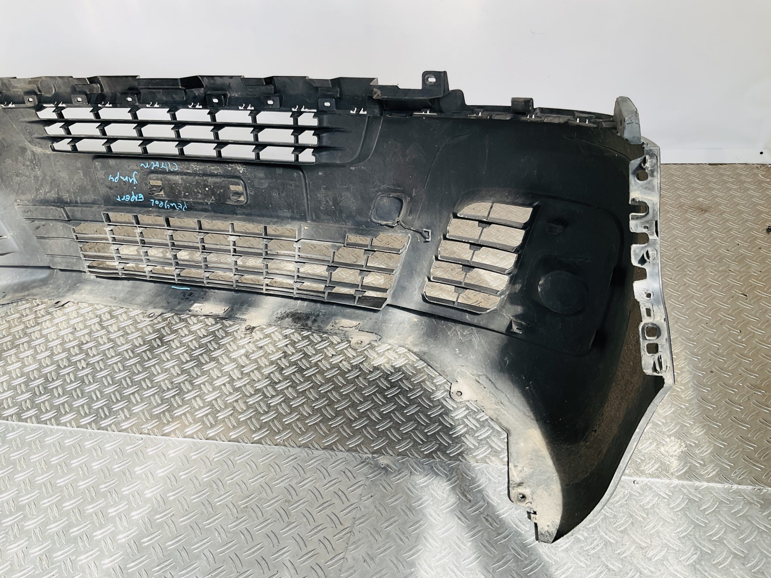 Bumper Peugeot Expert Citroen Jumpy 2018-2023 9808639977 Voorbumper 2-J5-13434R