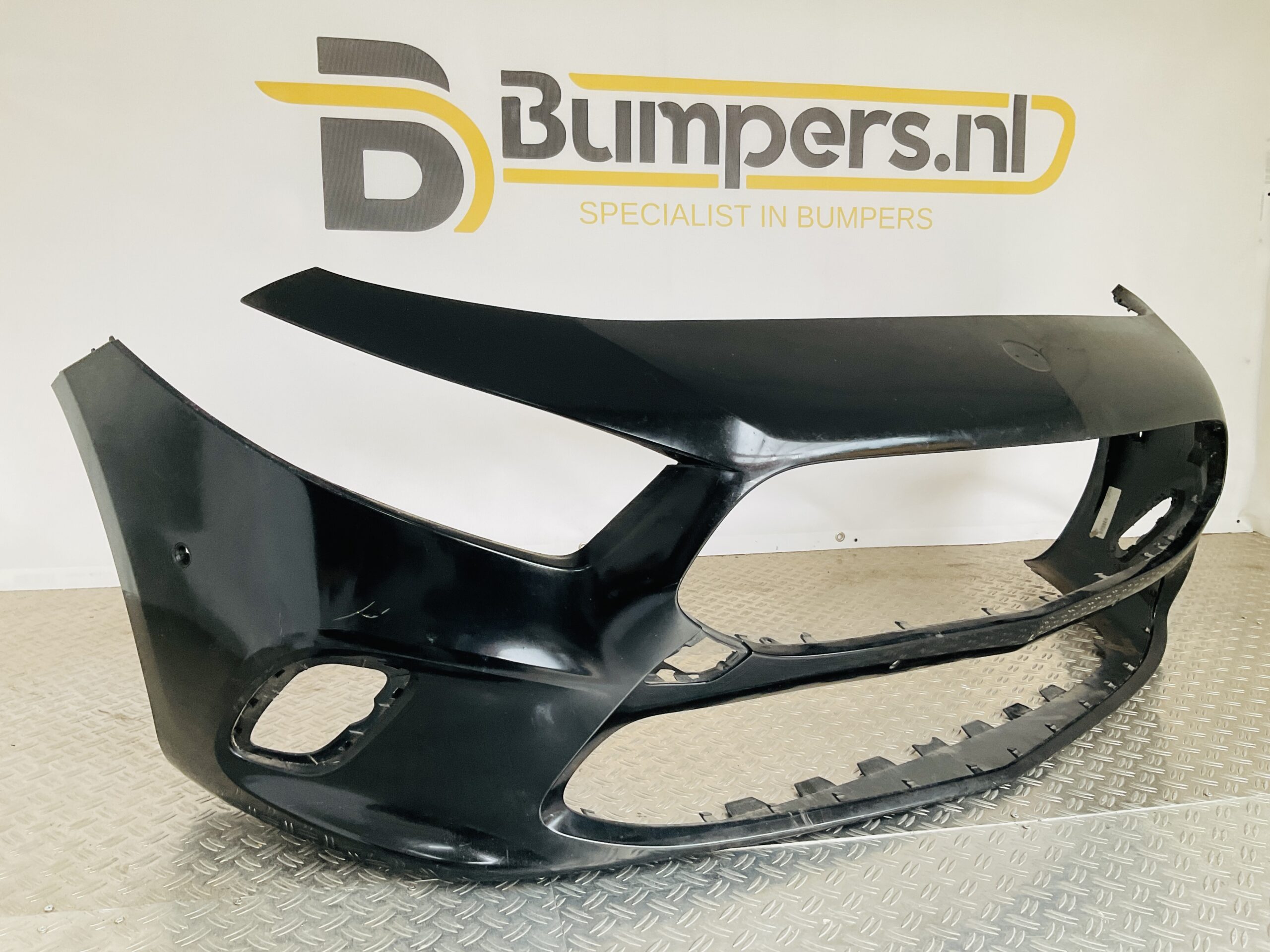Bumper Mercedes A Klasse w177 Normaal 6xpdc 2019-2023 A1778853600 Voorbumper 1-A2-13235R