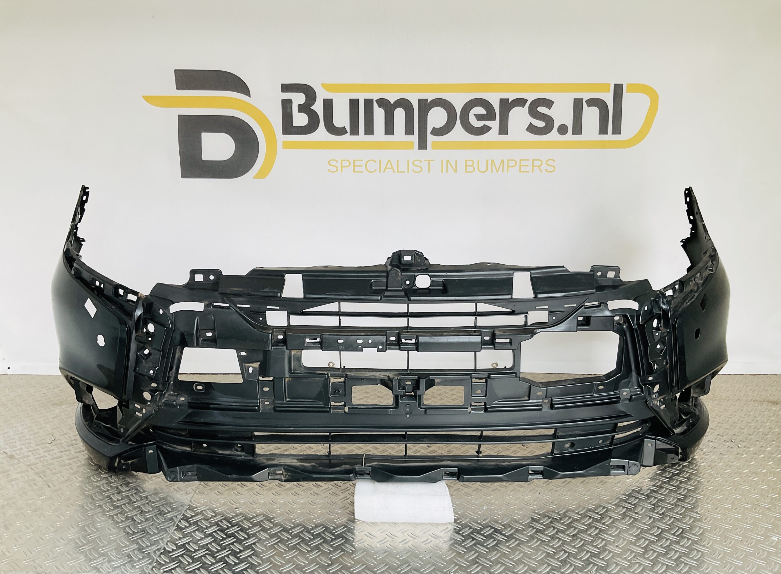 Bumper Mitsubishi Outlander Facelift 2016-2020 5410G227ZZ Voorbumper 2-B5-13255R