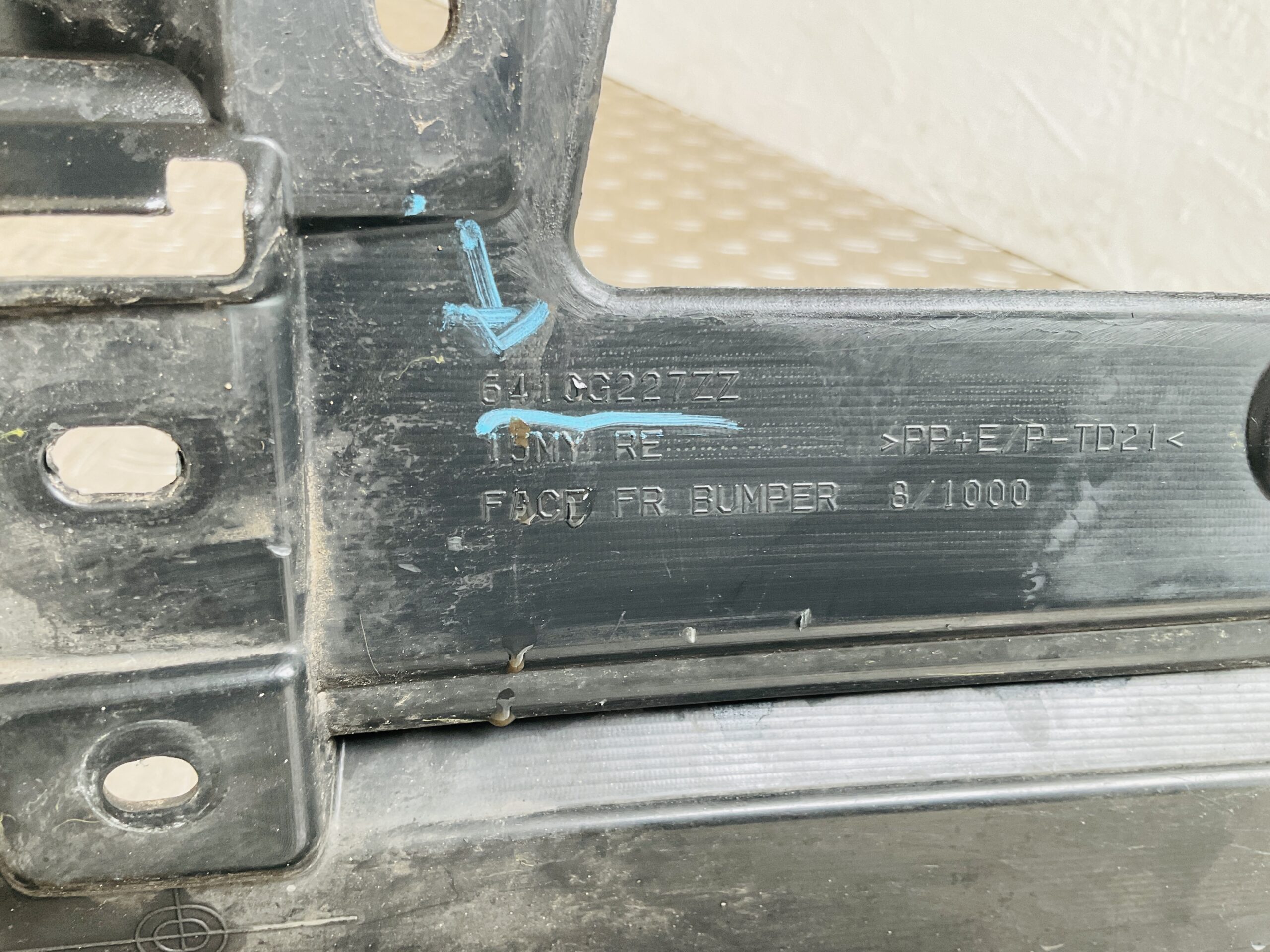 Bumper Mitsubishi Outlander Facelift 2016-2020 5410G227ZZ Voorbumper 2-B5-13255R