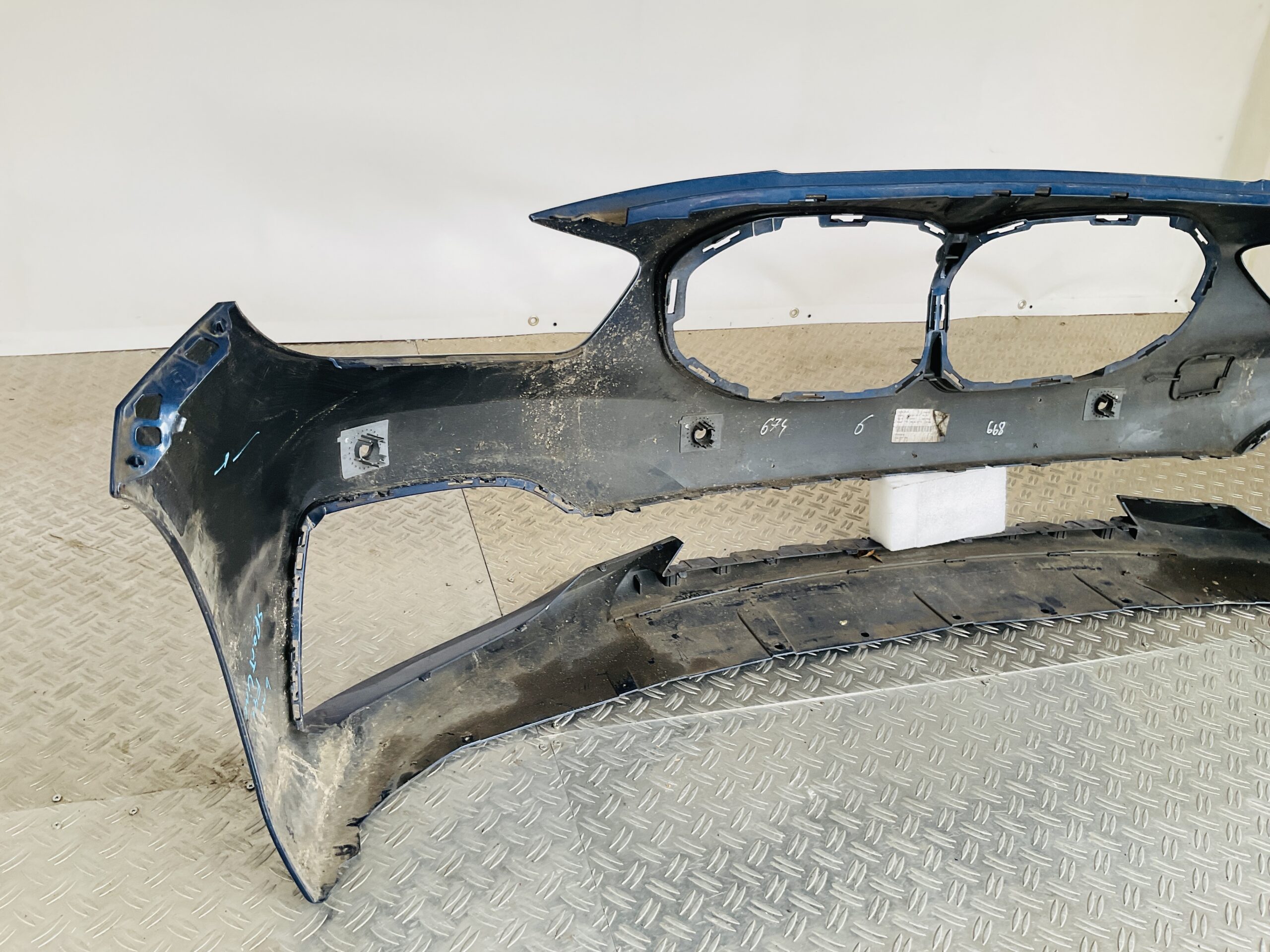 Bumper BMW 1 Serie F40 Sportline 4xpdc 51117459708 Voorbumper 2-K2-13267R