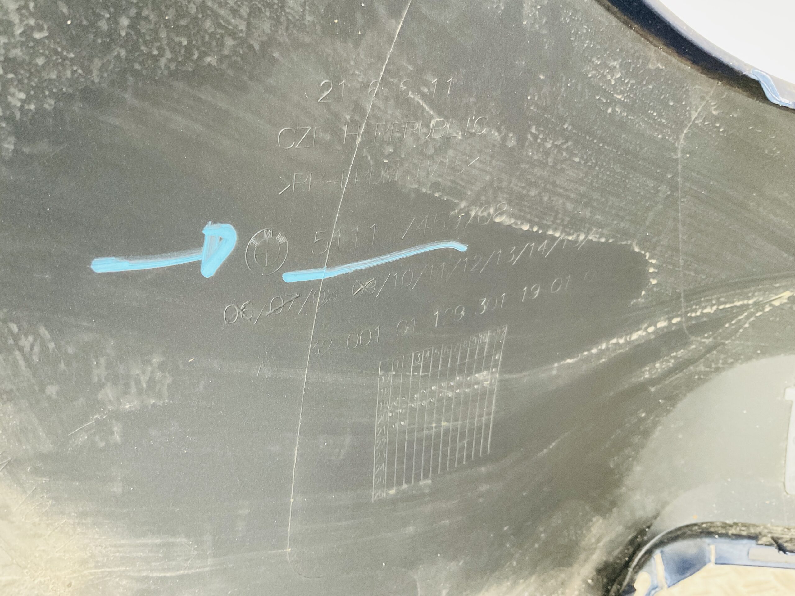 Bumper BMW 1 Serie F40 Sportline 4xpdc 51117459708 Voorbumper 2-K2-13267R