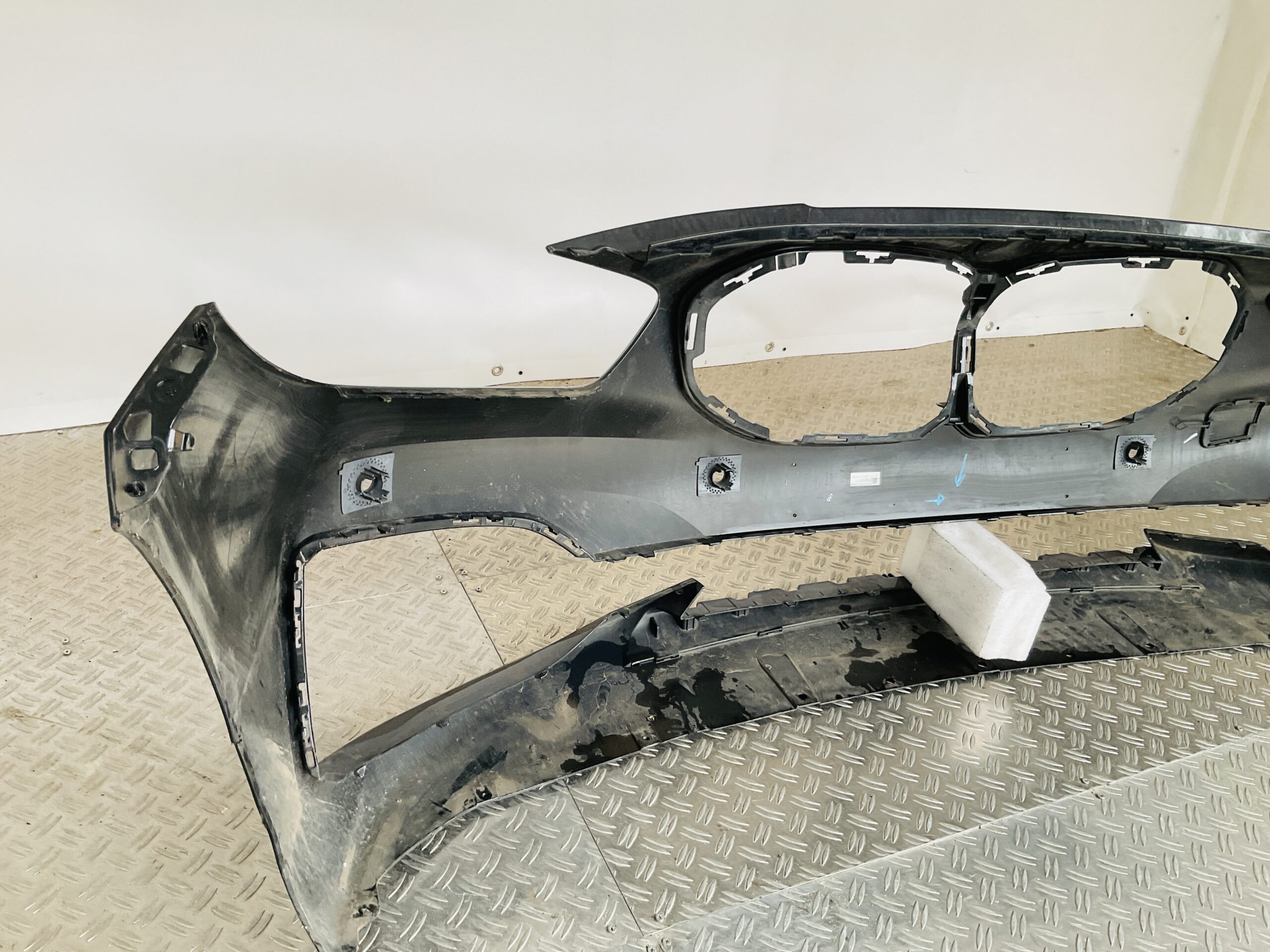 Bumper BMW 1 Serie F40 Sportline 4xpdc 51117459708 Voorbumper 2-K2-13311R