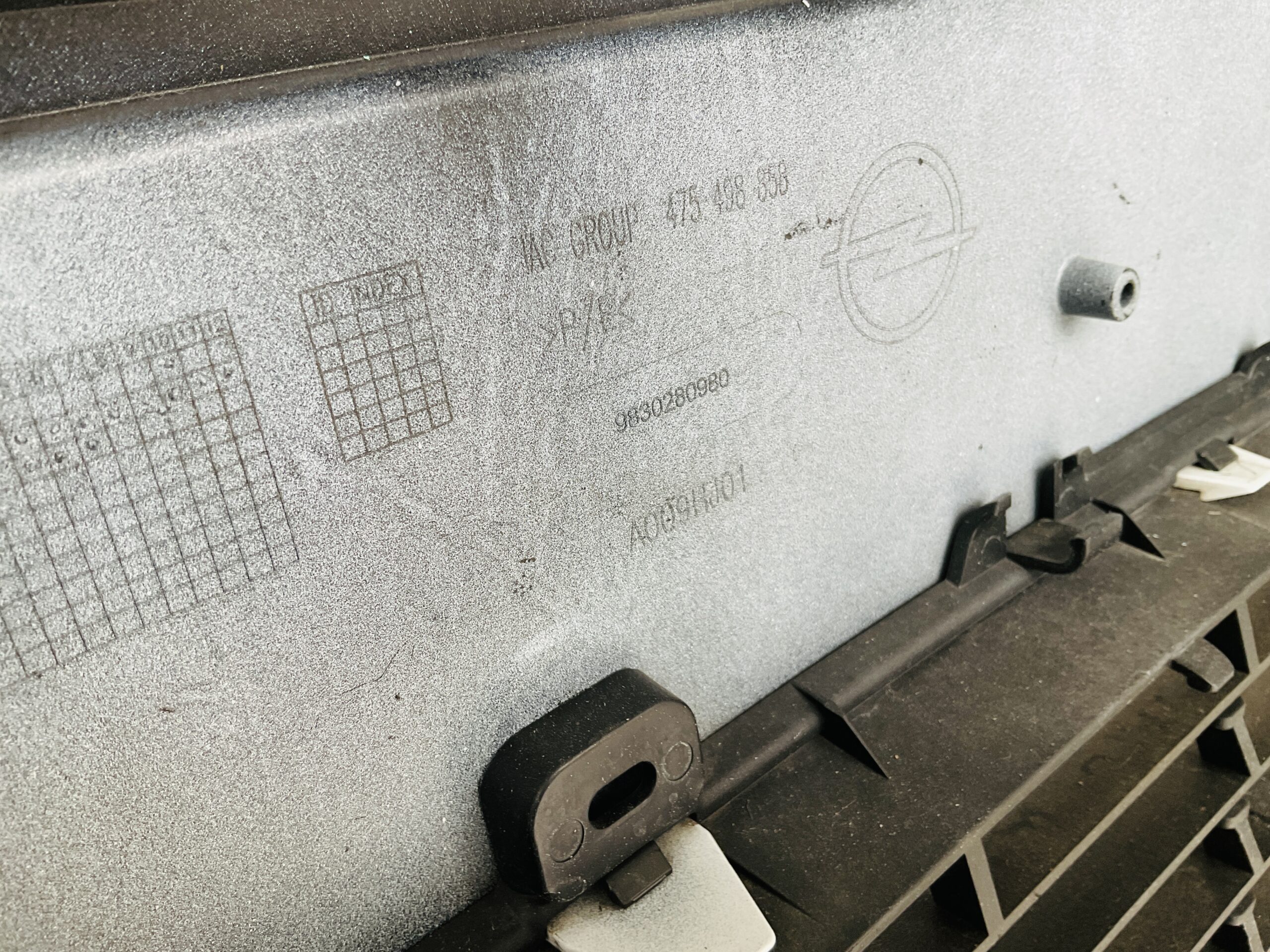 Bumper Opel Corsa F 2019-2024 9830280980 Voorbumper 2-i2-13323z