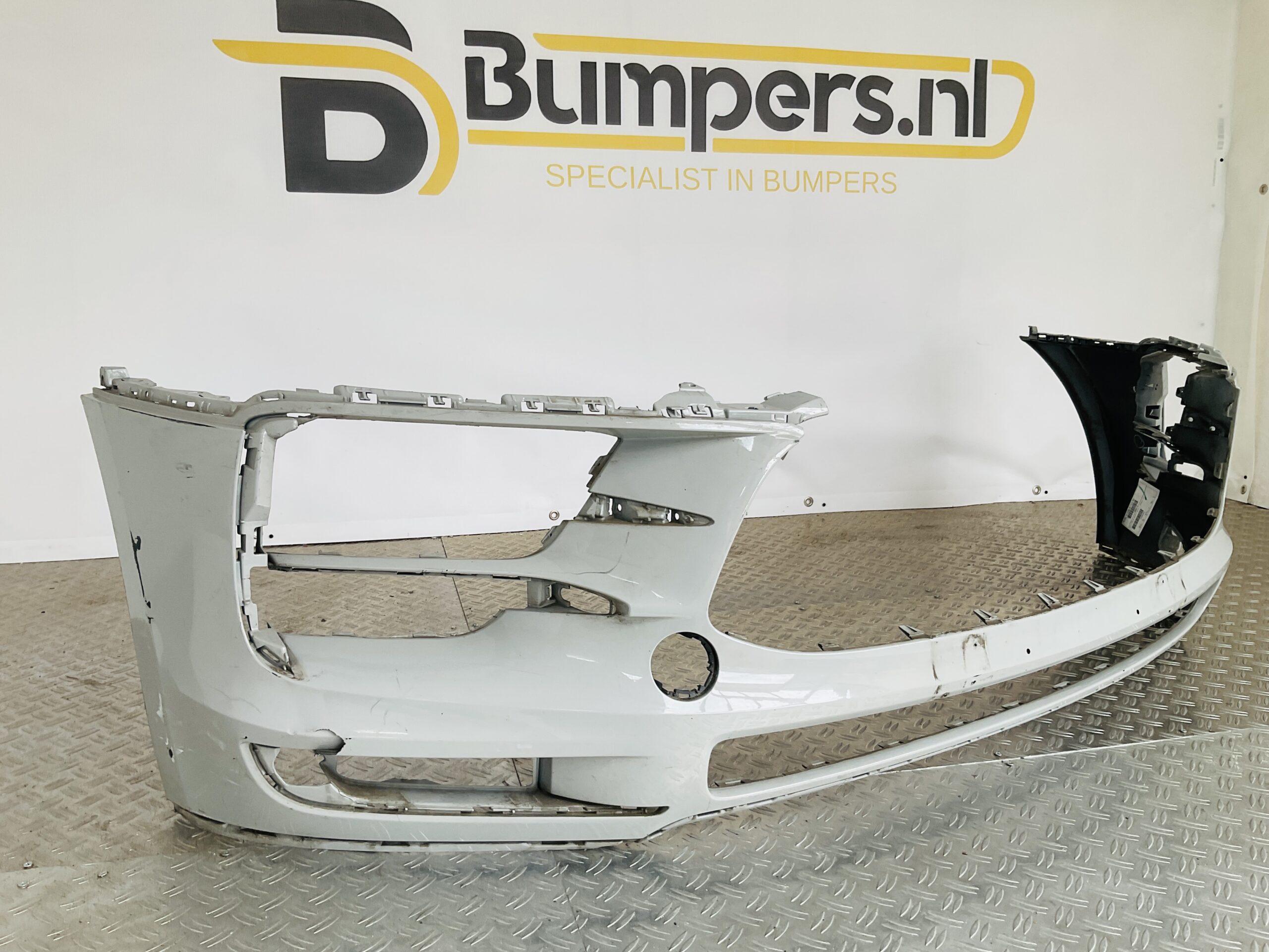 Bumper Porsche Macan 95B 18-23 95B807221K Voorbumper 2-B9-13340R