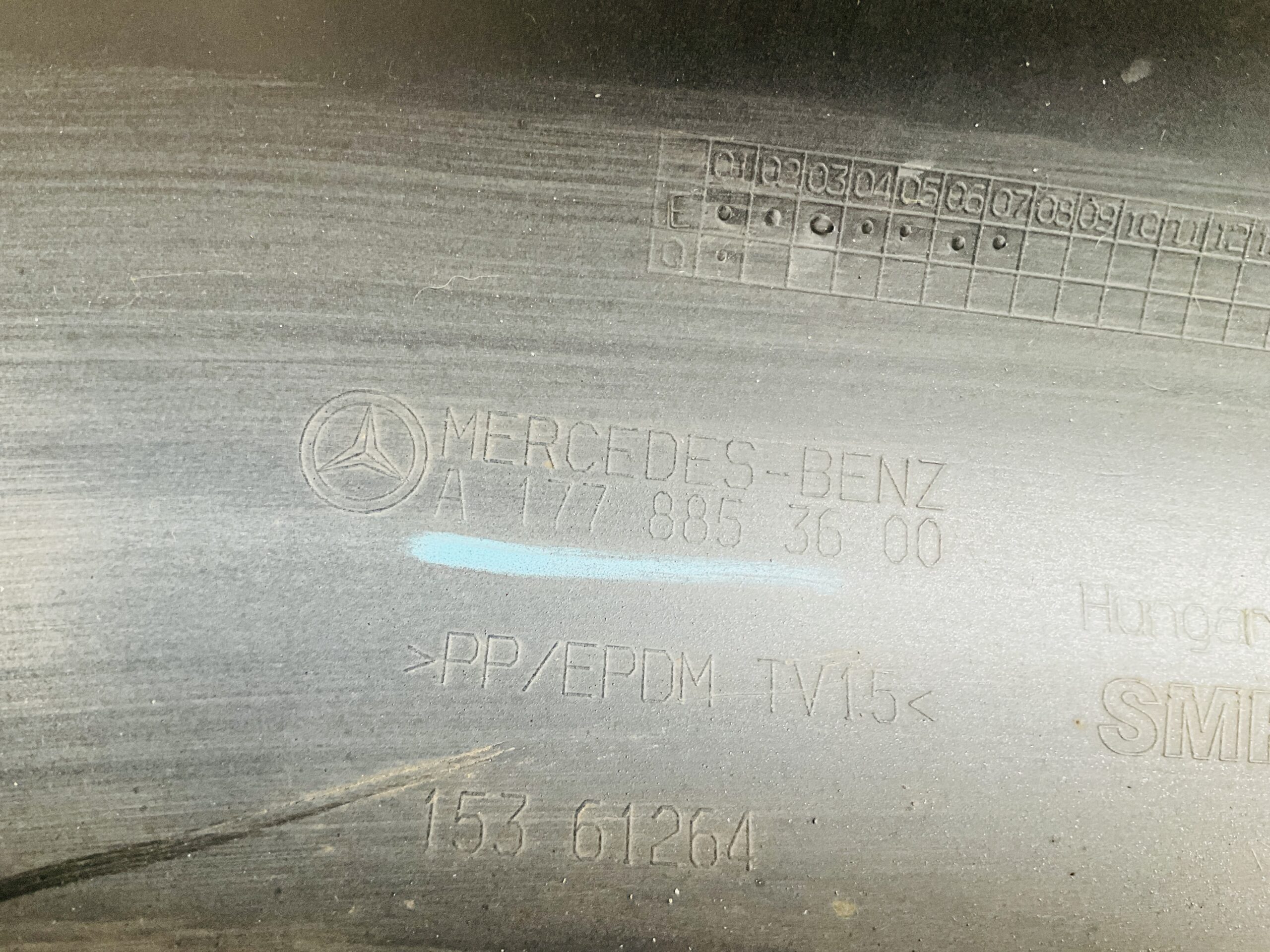 Bumper Mercedes A Klasse w177 Normaal 6xpdc 2019-2023 A1778853600 Voorbumper 1-A2-13352R