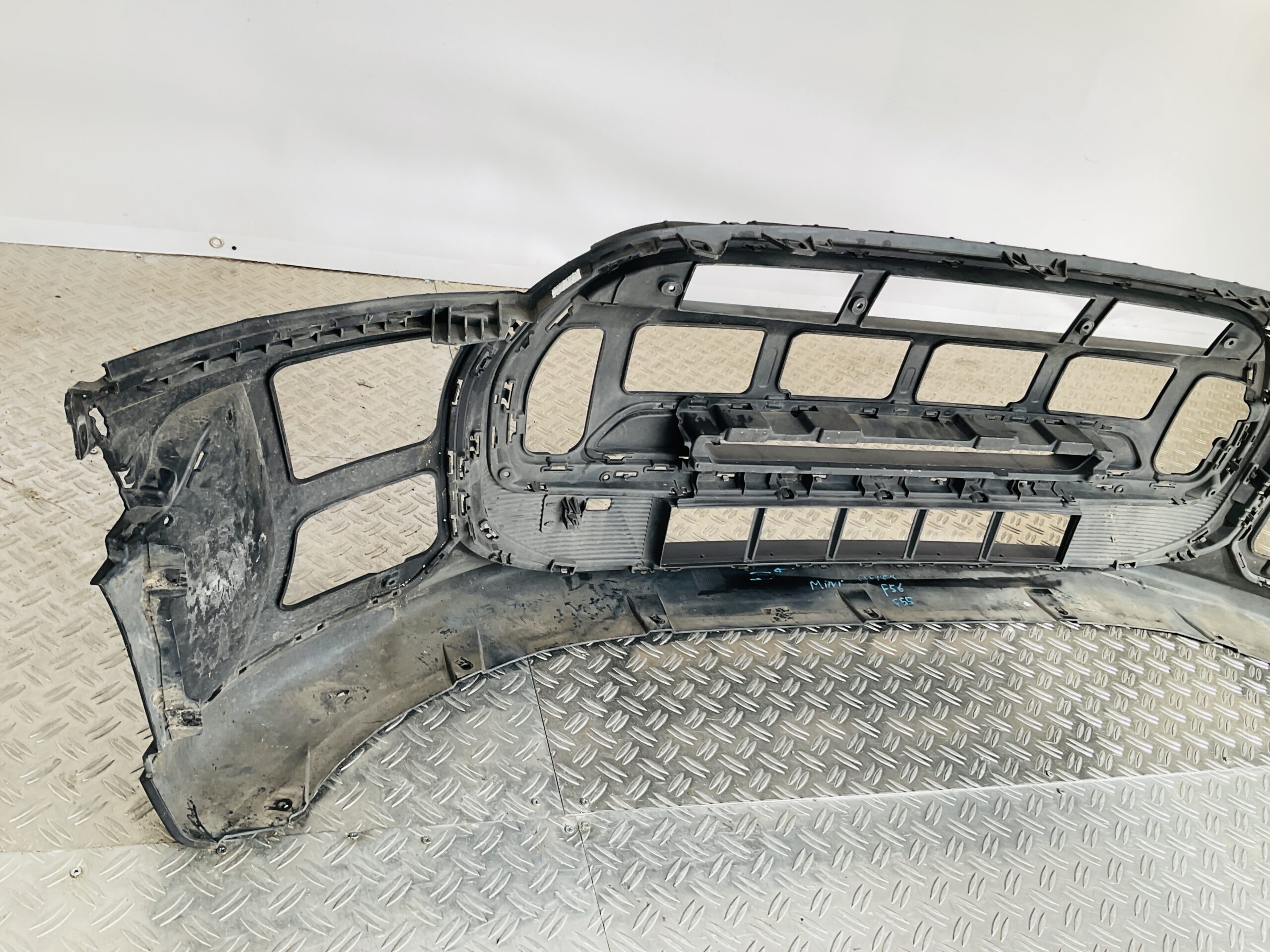 Bumper Mini Cooper SE F55 F56 Facelift LCI 9450543 Voorbumper 2-K1-13384R