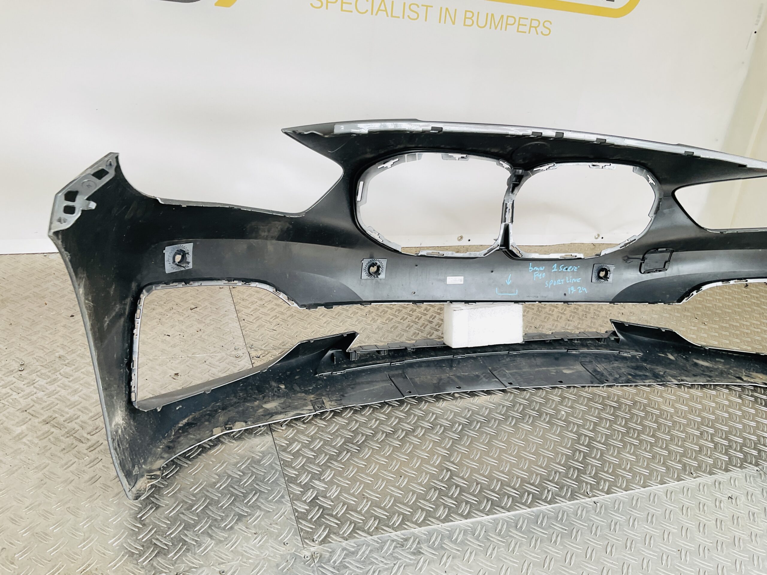 Bumper BMW 1 Serie F40 Sportline 4xpdc 51117459708 Voorbumper 2-K2-13410R