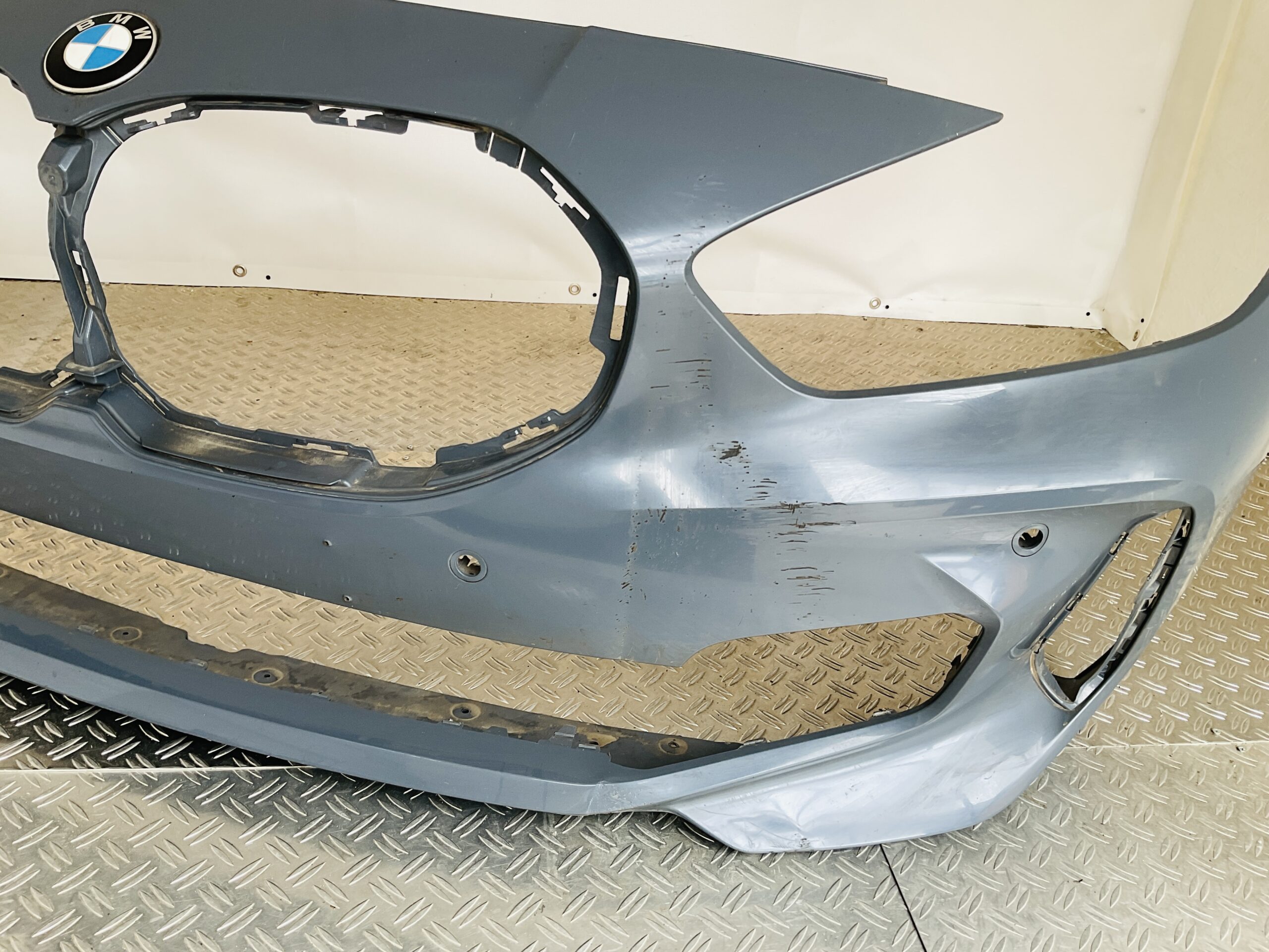 Bumper BMW 1 Serie F40 MPakket M-Pakket 6xpdc 51118070928 Voorbumper 2-K2-13421R